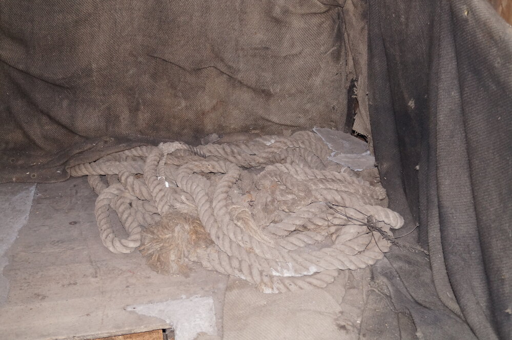 2013-14 Location image, artefacts in the Physical Laboratory, Scott's 'Discovery' hut, Hut Point (001)