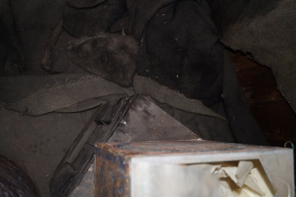 2013-14 Location image, artefacts in the Physical Laboratory, Scott's 'Discovery' hut, Hut Point (005)