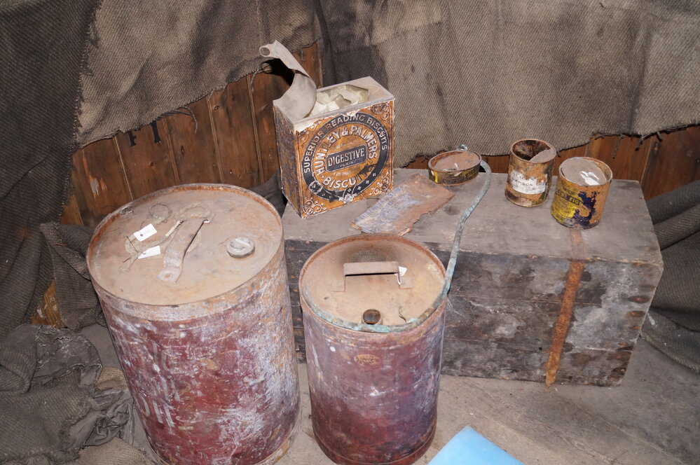 2013-14 Location image, artefacts in the Physical Laboratory, Scott's 'Discovery' hut, Hut Point (001)