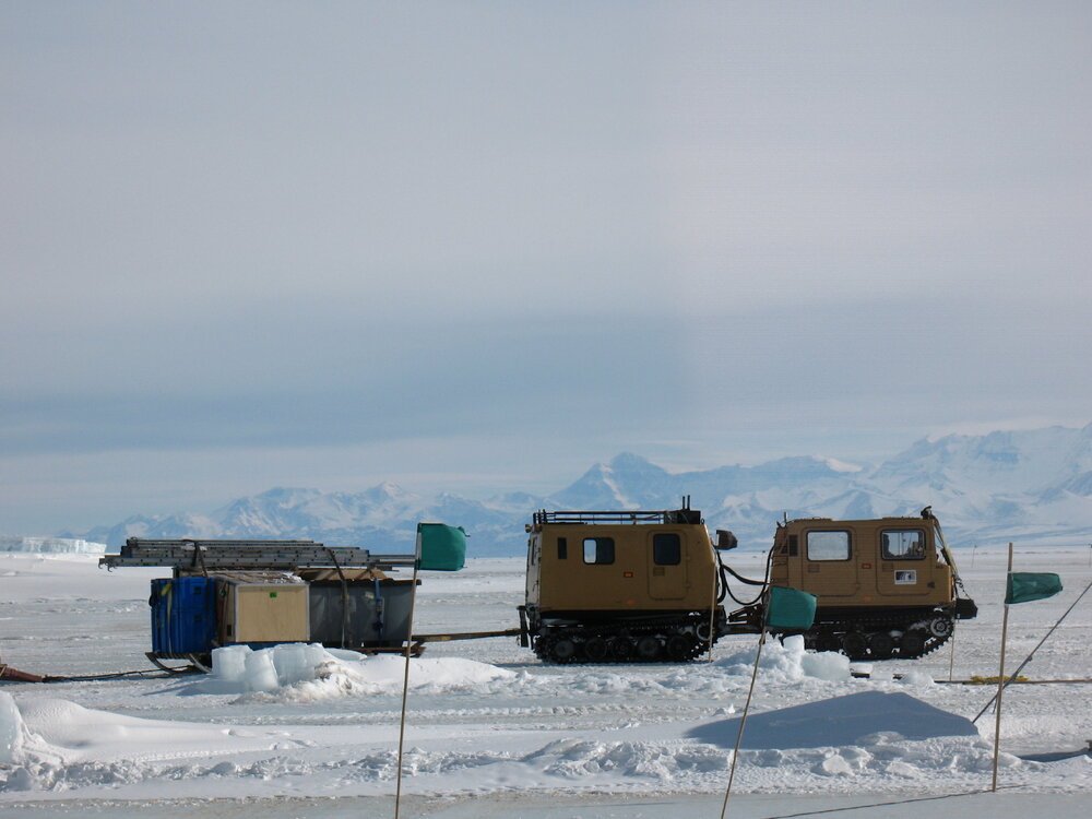 2013-14 H&auml;gglunds transporting AHT supplies over the sea ice (004)