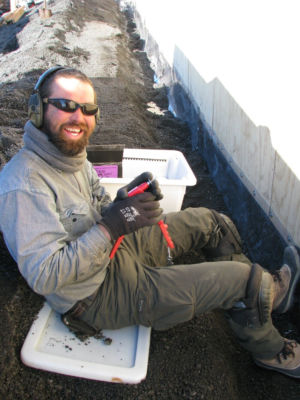 2009-10 AHT's Gene Wixson installing polycarbonate sheets on Scott's 'Terra Nova' hut
