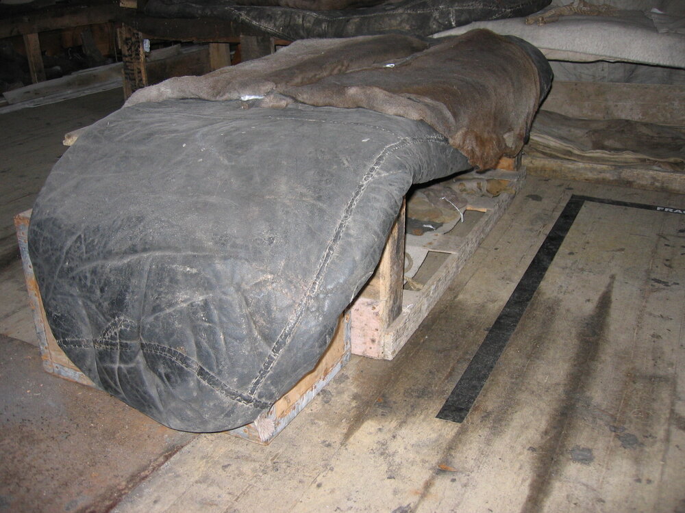 2005-06 Sleeping bag inside Shackleton's 'Nimrod' hut, Cape Royds (002)