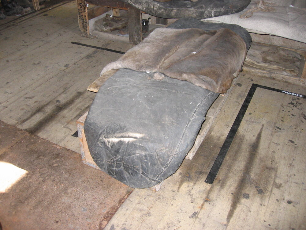 2005-06 Position of metal floor panels, Cape Royds (002)