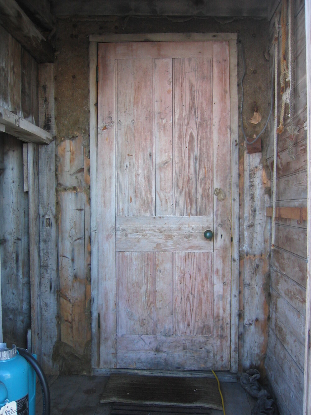 2005 Shackleton's 'Nimrod' hut, main door, Cape Royds