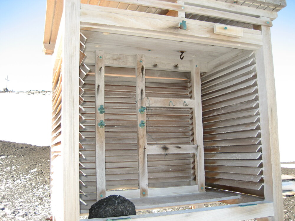 2006 Meterological screen, Scott's 'Terra Nova' hut, Cape Evans (002)
