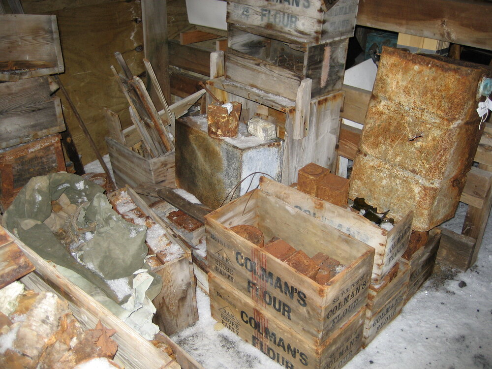 2006 Scott's 'Terra Nova' hut interior, Cape Evans (012)