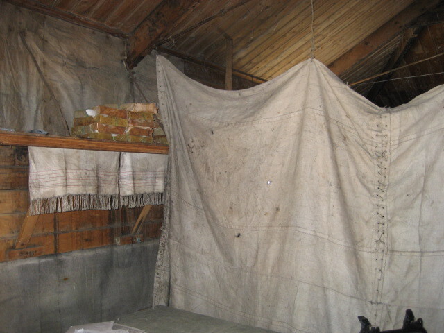2006 Shackleton's 'Nimrod' hut interior, Cape Royds (010)