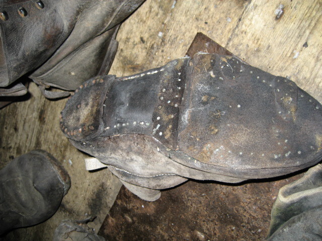 2006 Boots inside Shackleton's 'Nimrod' hut, Cape Royds (003)