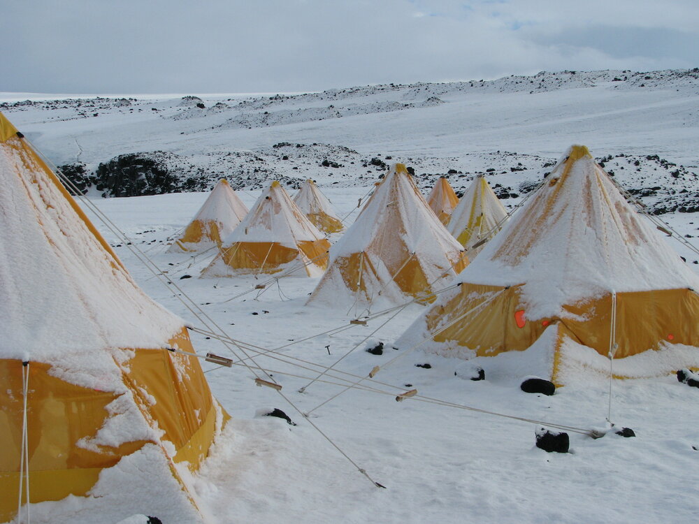 2010-11 Tents at the Cape Evans field camp