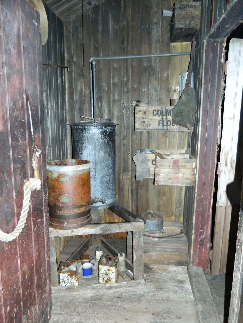 2012 Scott's 'Terra Nova' hut, interior, Cold Porch