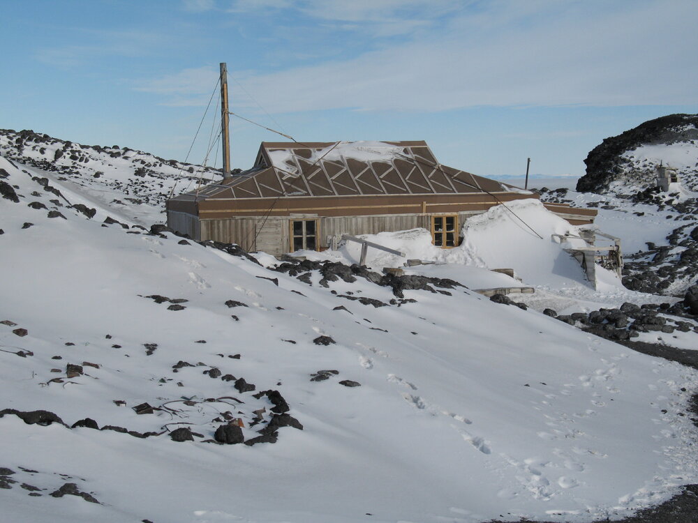Snow build-up, north elevation of Shackleton's 'Nimrod' hut