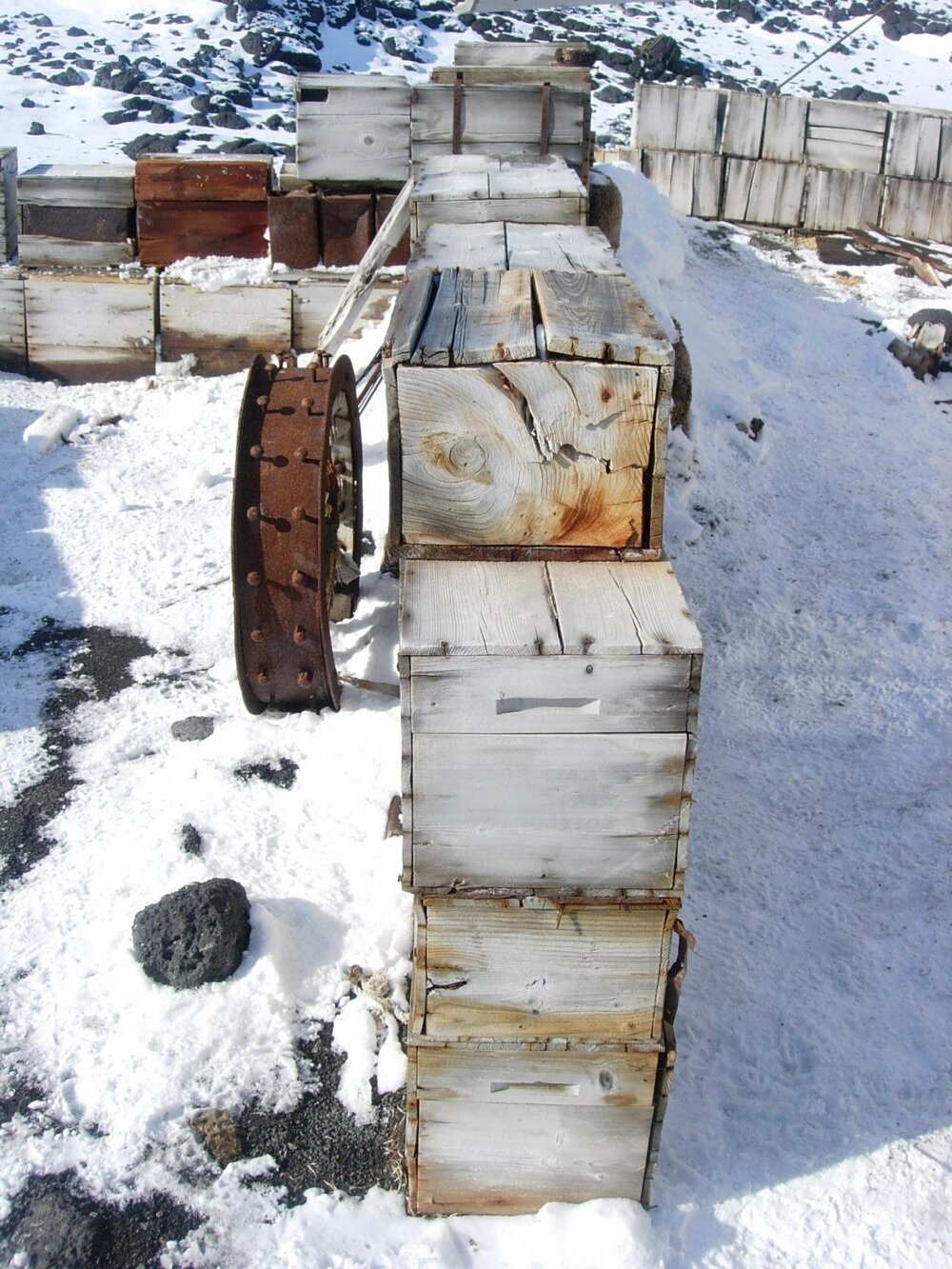 Garage on north side of Shackleton's 'Nimrod' hut 