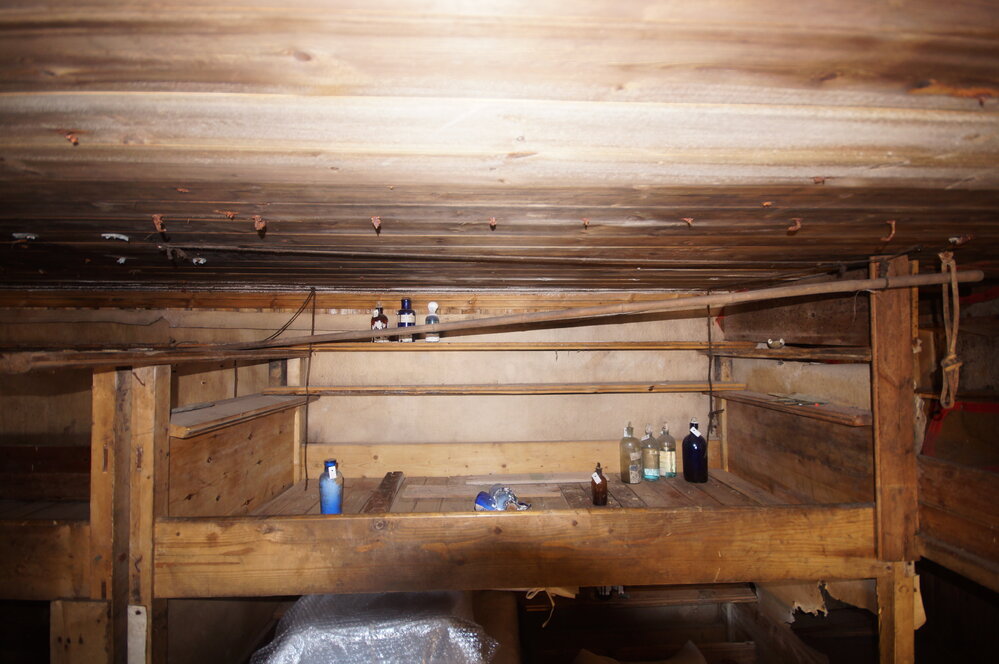 2015-16 Klovstad and Bernacchi's bunks, Borchgrevink's Living hut (006)