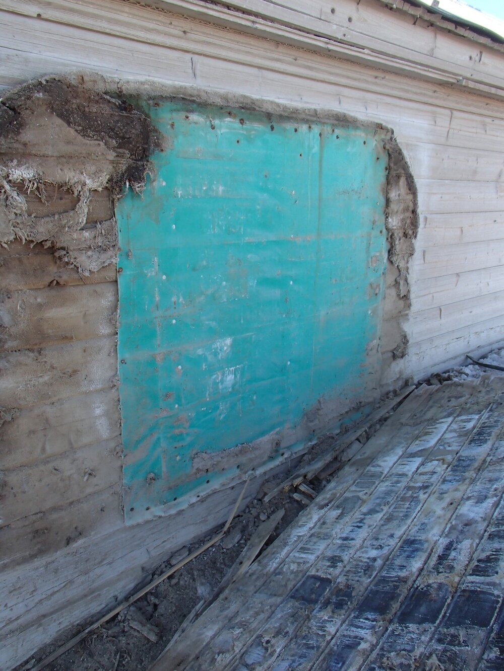 2015-16 Layer between shutter and window (001)