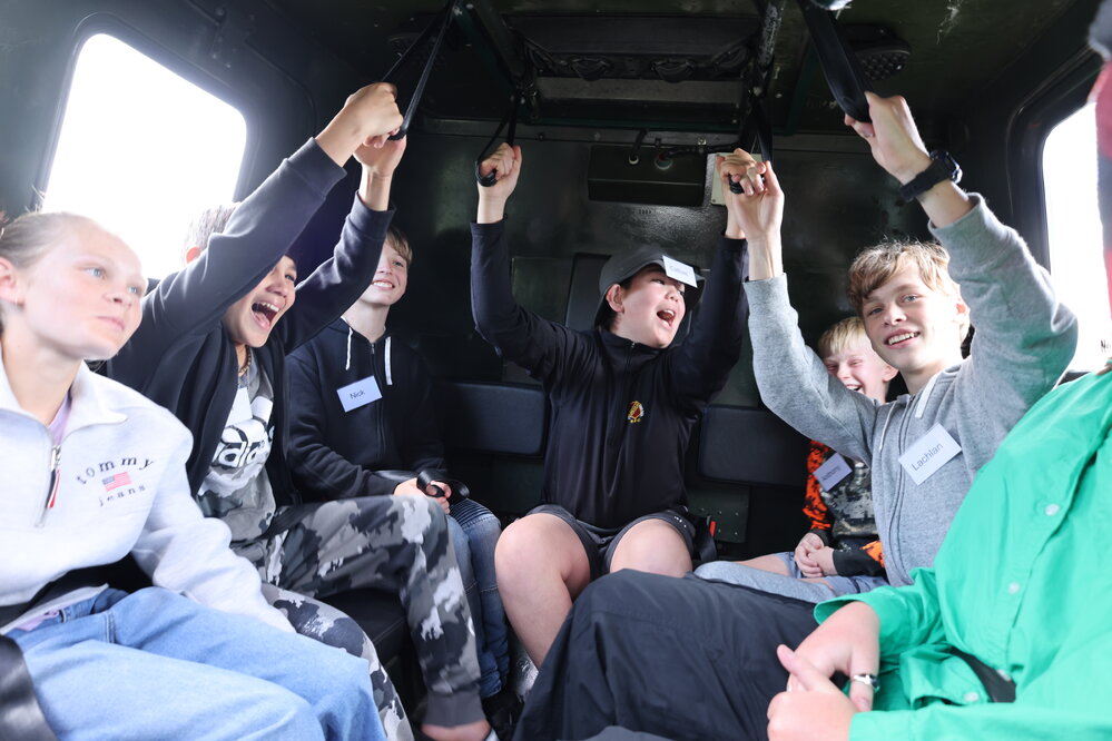 Young Inspiring Explorers&trade; onboard the H&auml;gglunds (003)