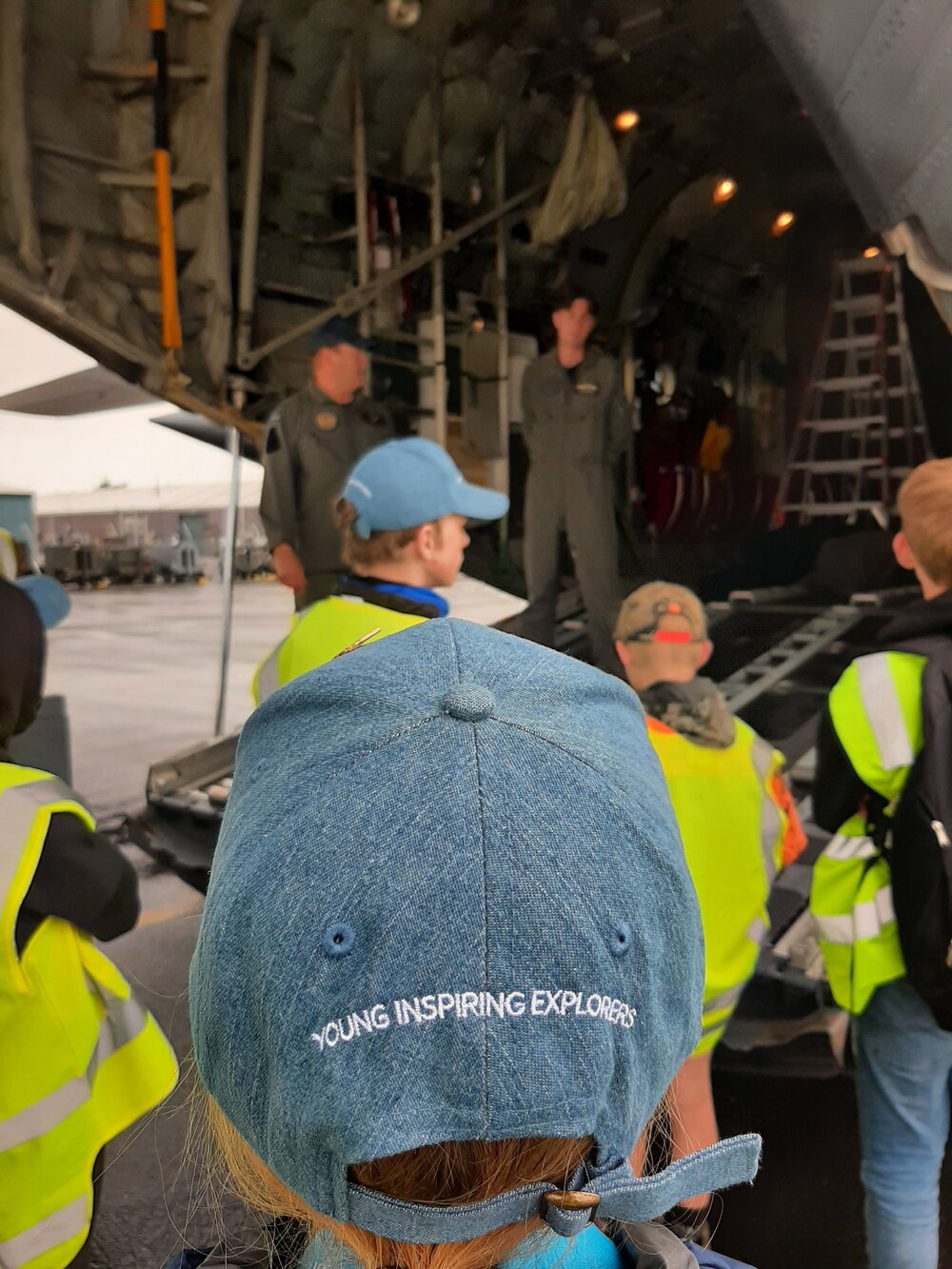 Young Inspiring Explorers&trade; visiting RNZAF C130 Hercules (016)