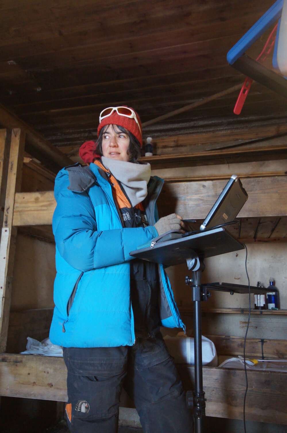 2015-16 Lizzie Meek in Borchgrevink's hut (003)