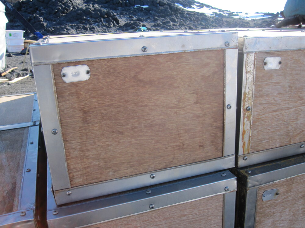 2010-11 Contemporary storage boxes, Cape Royds (002)