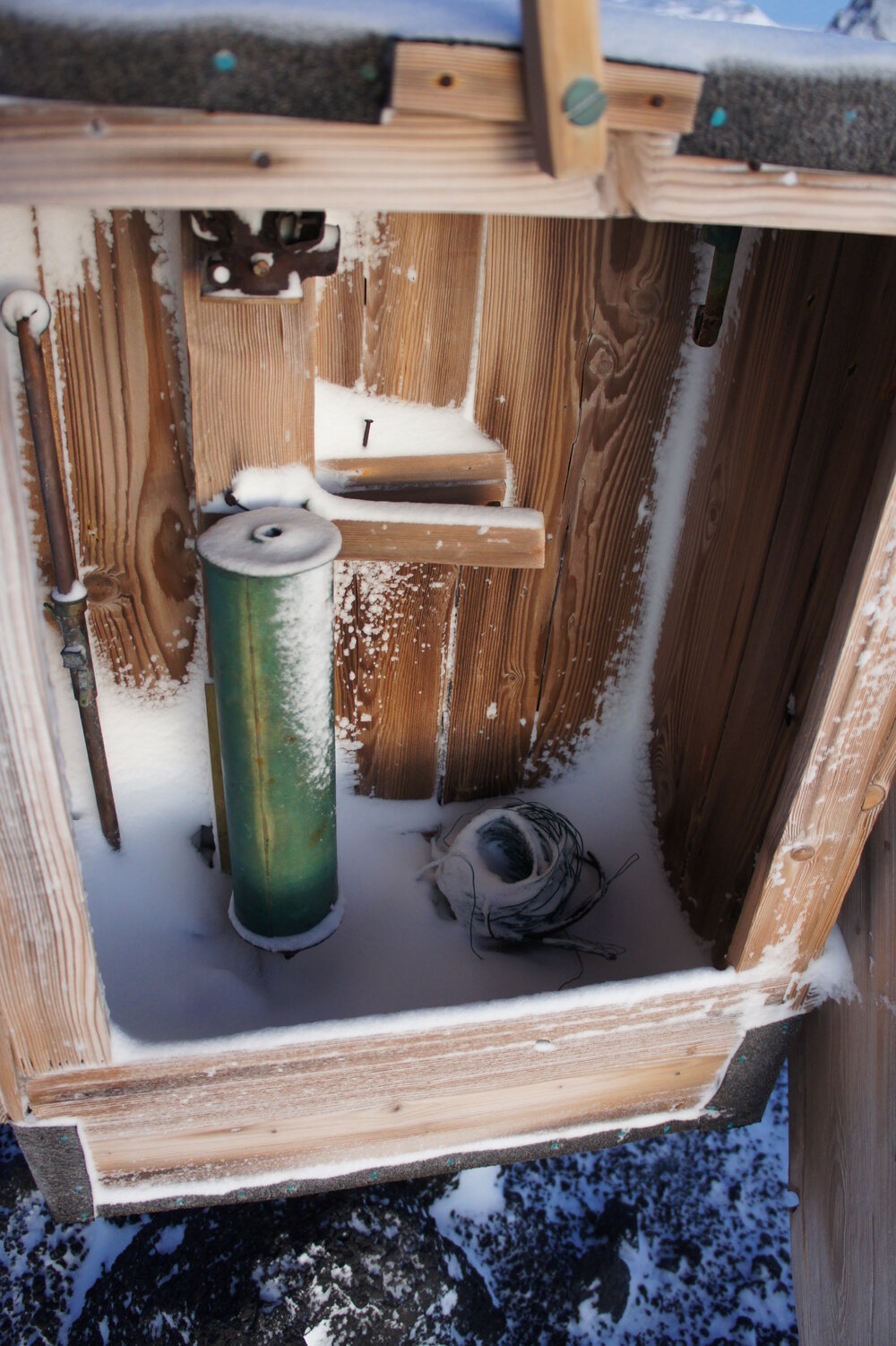 2012 Winter, Scott's 'Terra Nova' hut inspection, environs, instrument shelter (001)