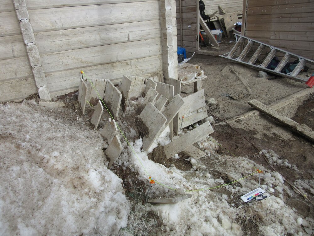 Ice excavation trial, Cape Adare 2015-16 (003)