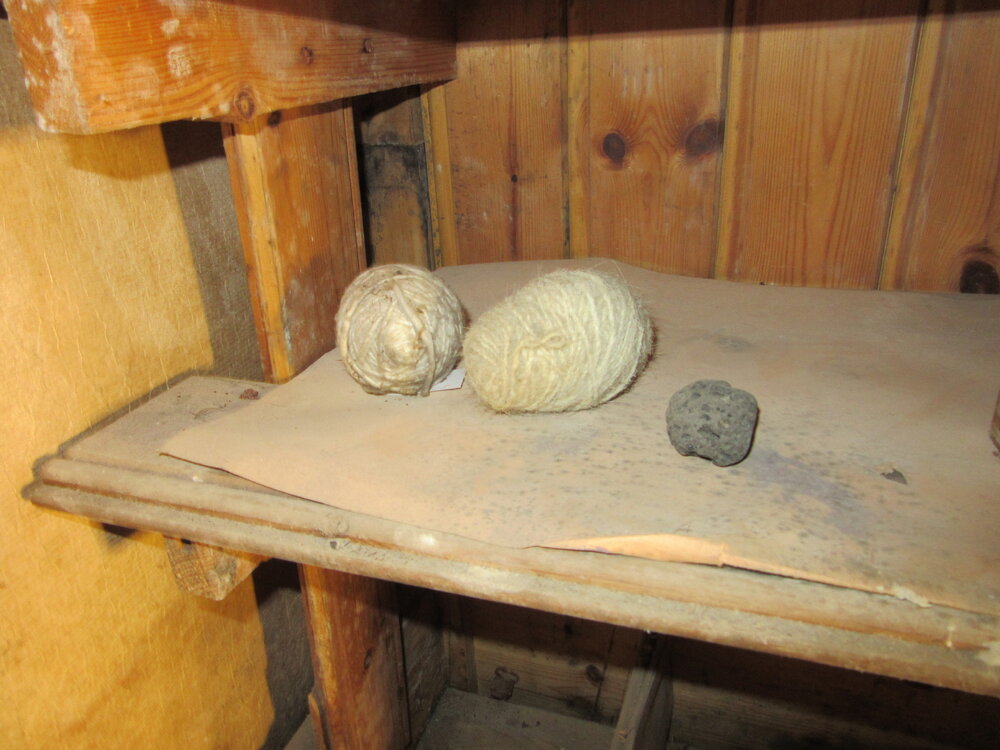 2015-16 Location image - Hanson's bunk, Borchgrevink's hut (022)