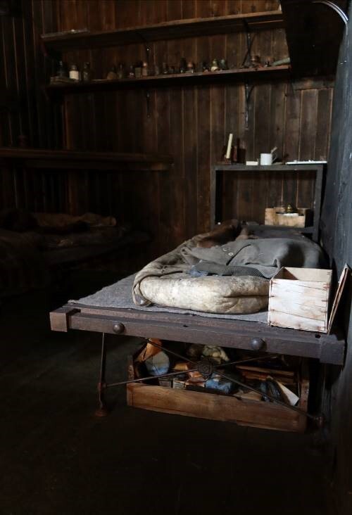 2022-23 Medical kit after conservation, in situ