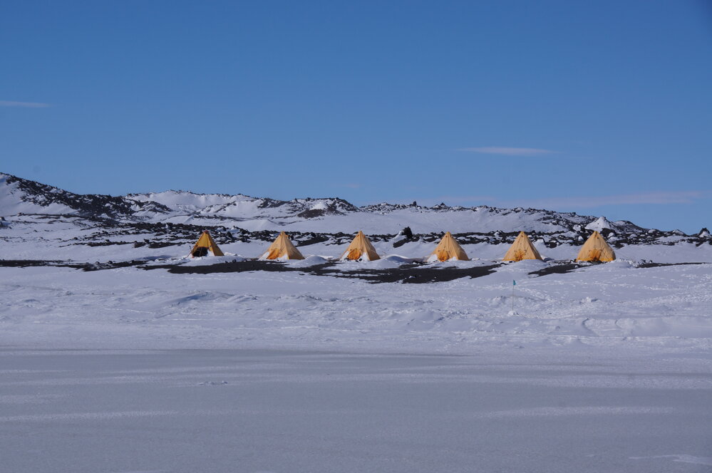 Cape Evans field camp (001)