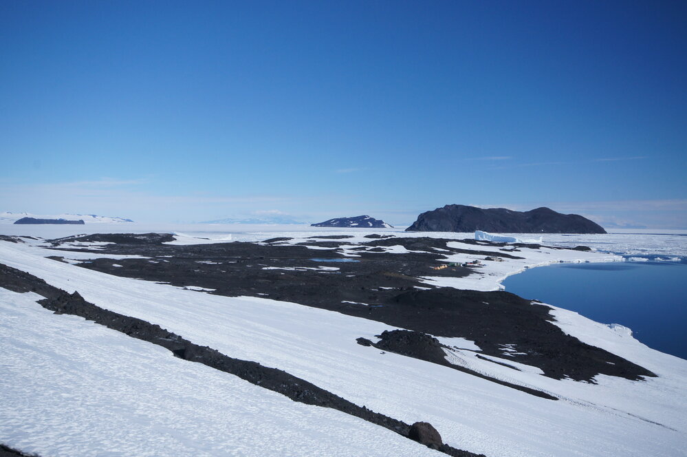 Cape Evans Landscape (001)