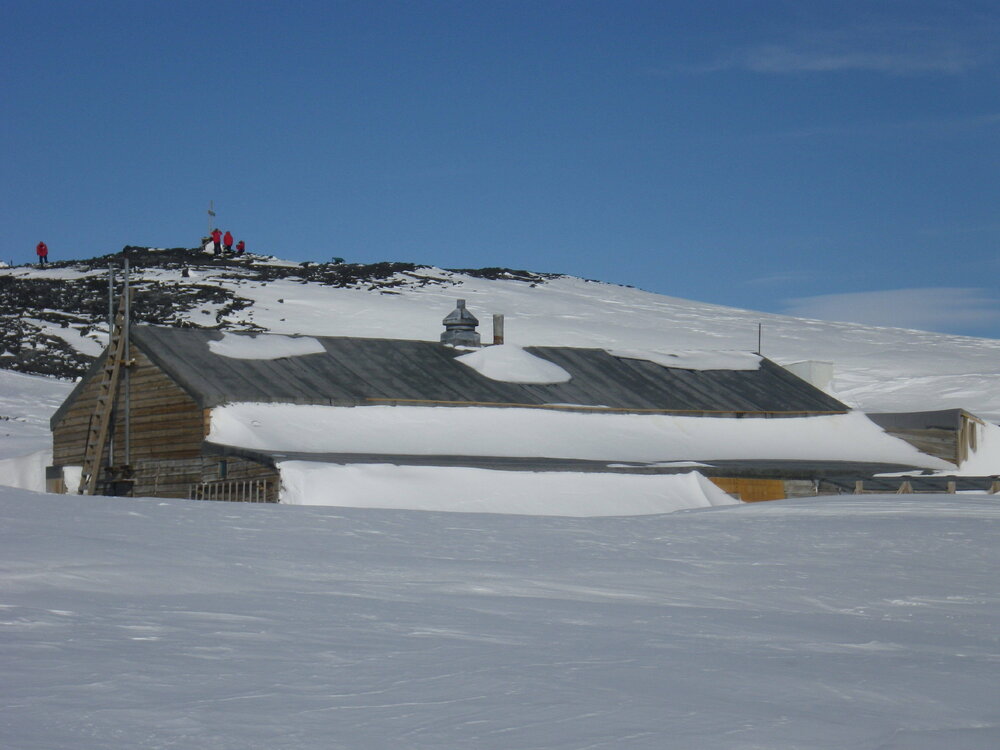 Snow build-up on Scott's 'Terra Nova' hut 