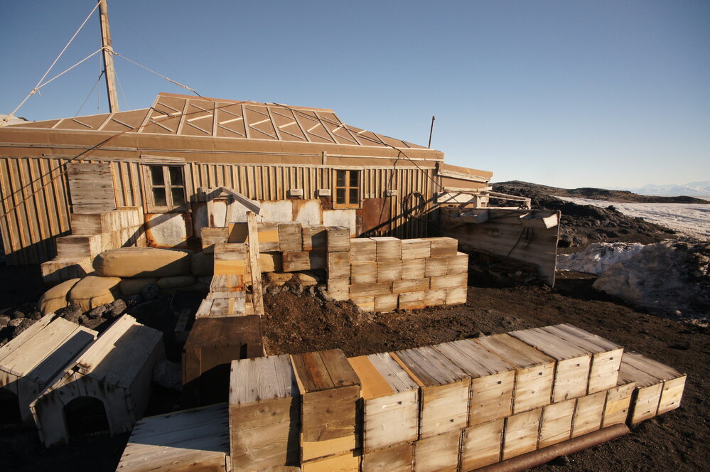 Shackleton's 'Nimrod' hut, north elevation (002)