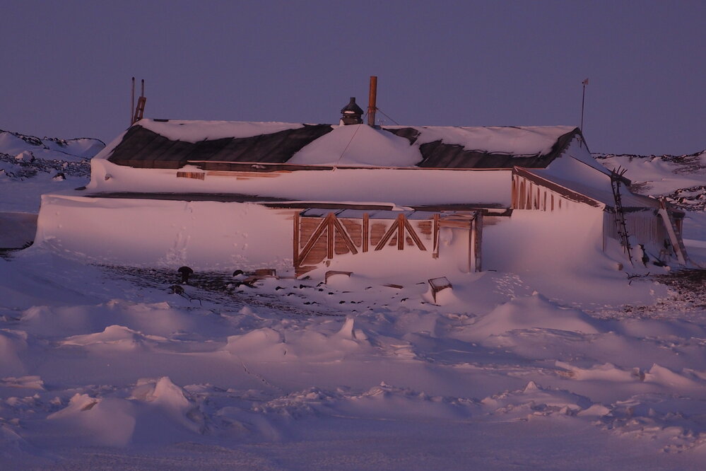 Snow Build-up, Scott's 'Terra Nova' hut, north elevation (001)