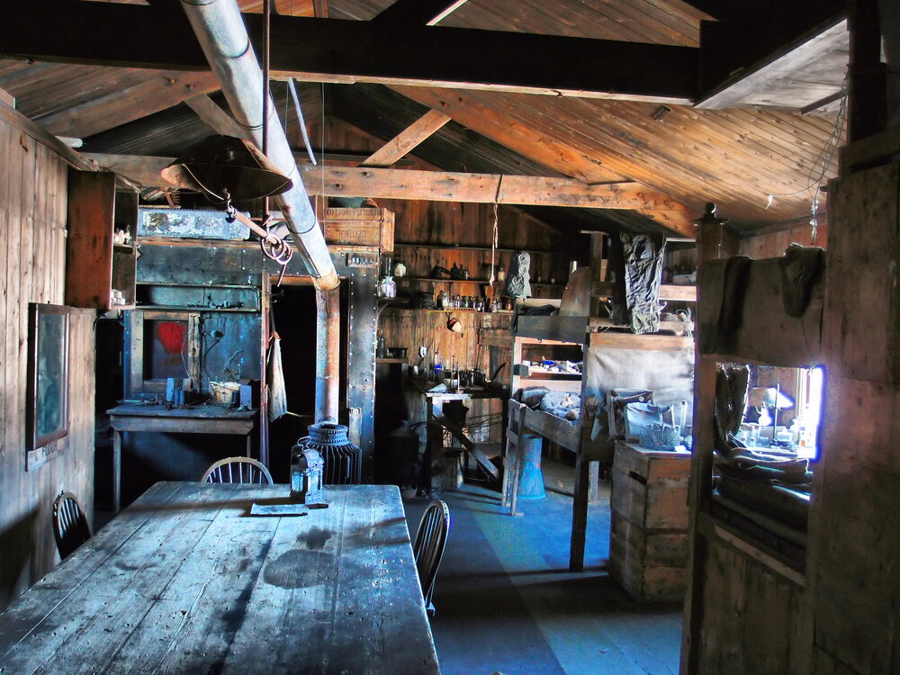 Wardroom in Scott's 'Terra Nova' hut (001)