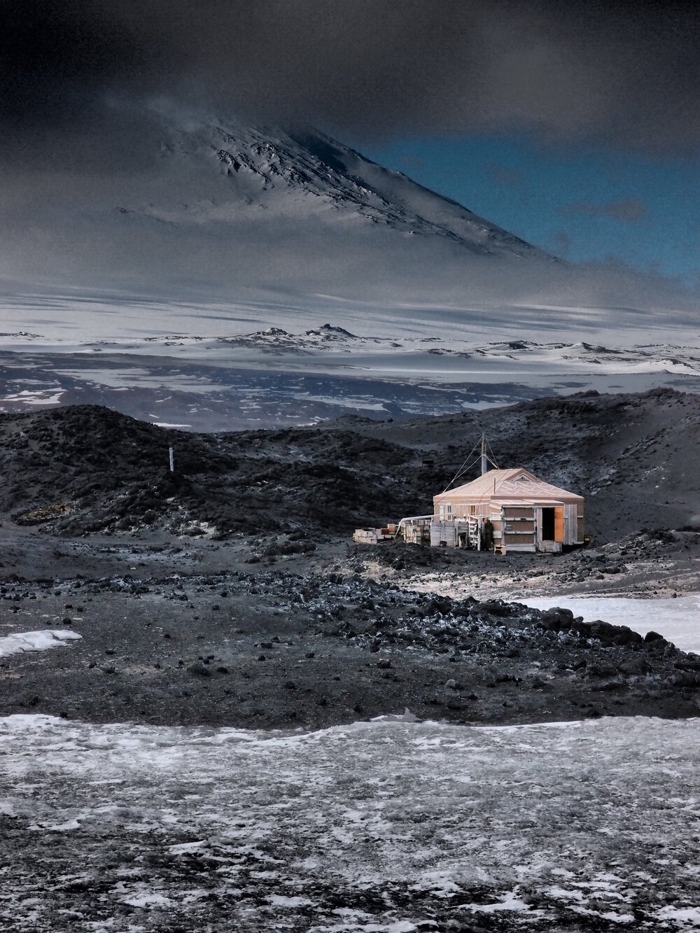 Shackleton's 'Nimrod' hut, northwest elevation (003)