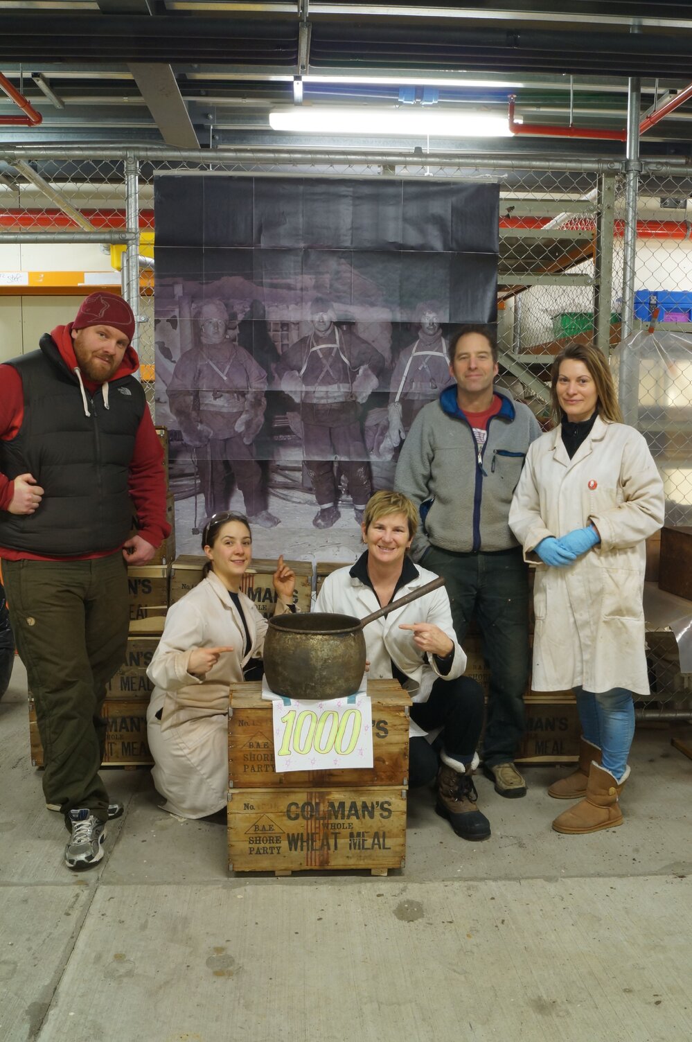 2013K172 Winter team celebrating 1000th artefact