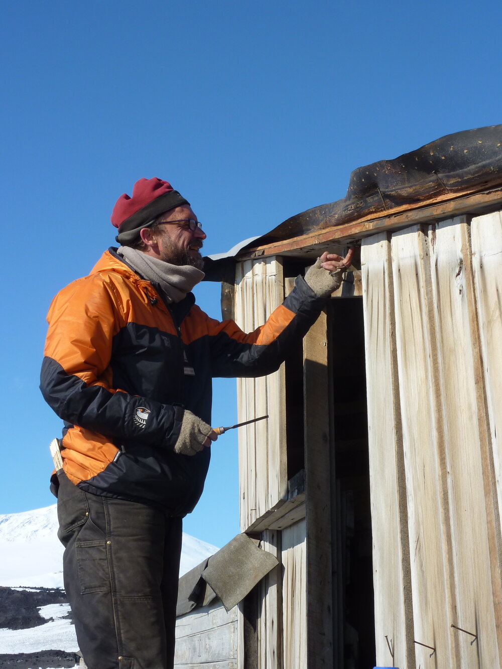 2010-11 Martin Wenzel working at Cape Evans