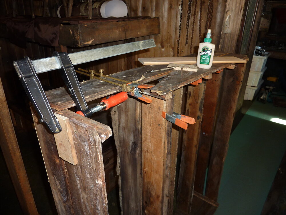 2010-11 Galley shelf during repairs, Cape Evans (006)
