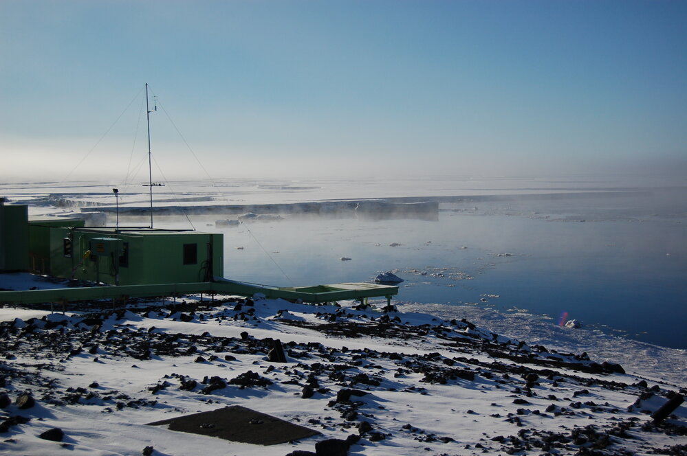 Sea Ice Break Out from Scott Base (002)