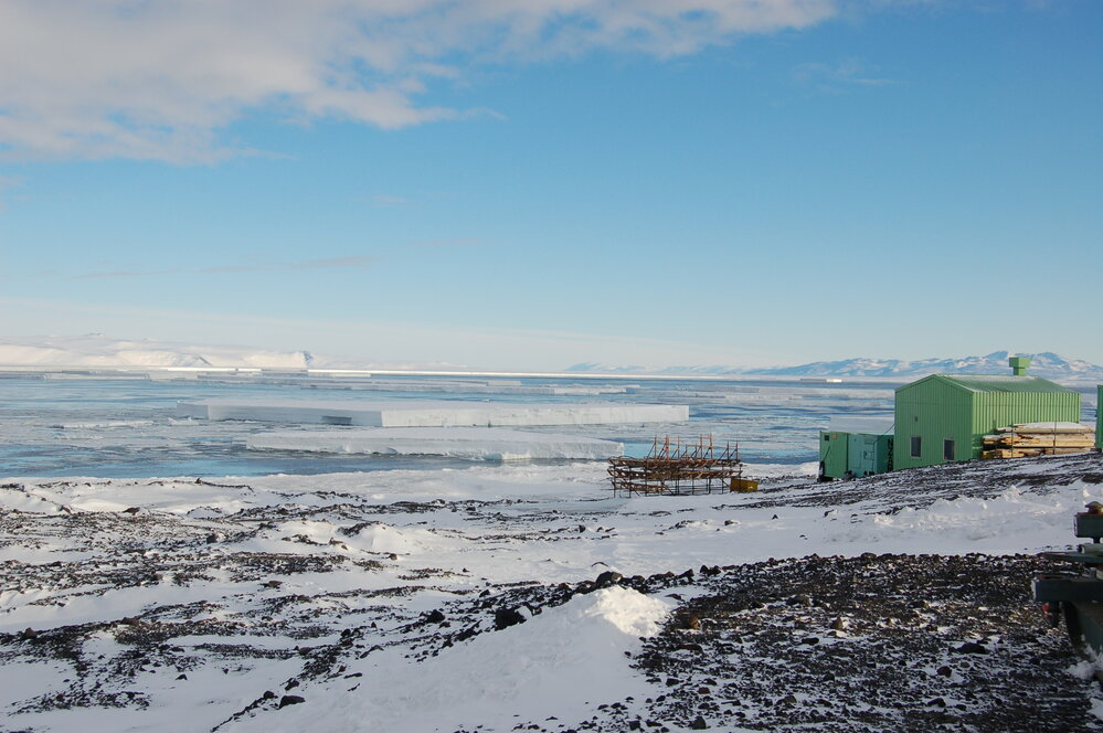 Sea Ice Break Out from Scott Base (015)