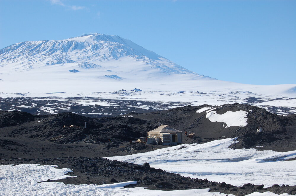 Shackleton's 'Nimrod' hut and Mount Erebus