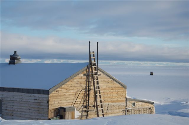 East elevation of Scott's 'Terra Nova' hut (001)