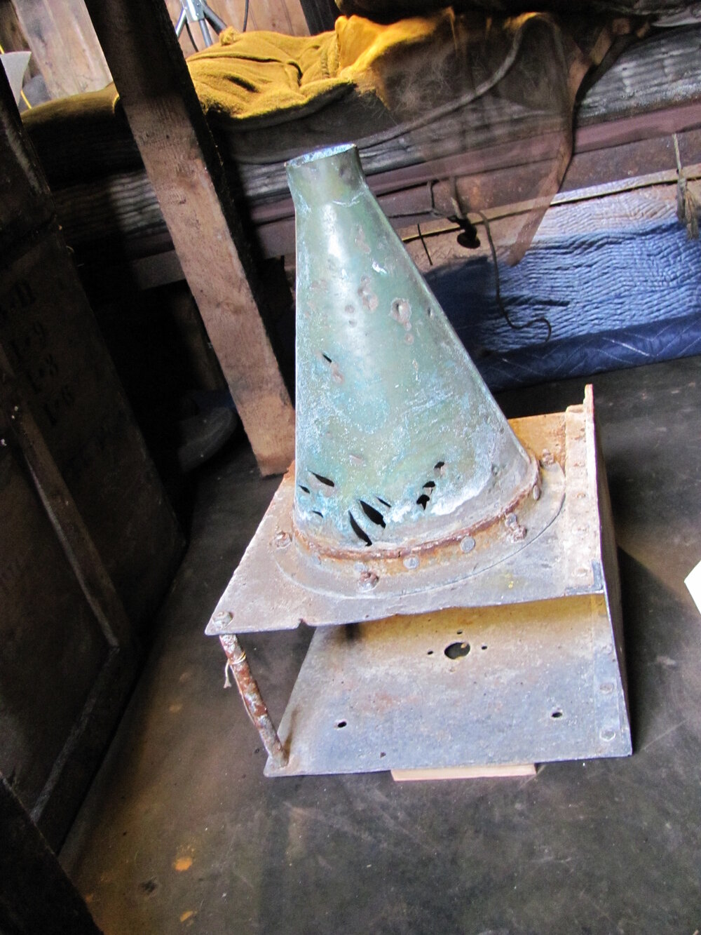 2010-11 Metal survey artefact image in the Physical Laboratory, Cape Evans (015)