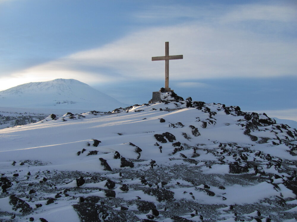 2010-11 Cross on Wind Vane Hill