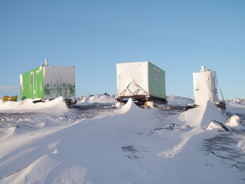 2010-11 Cape Evans field camp buildings (013)