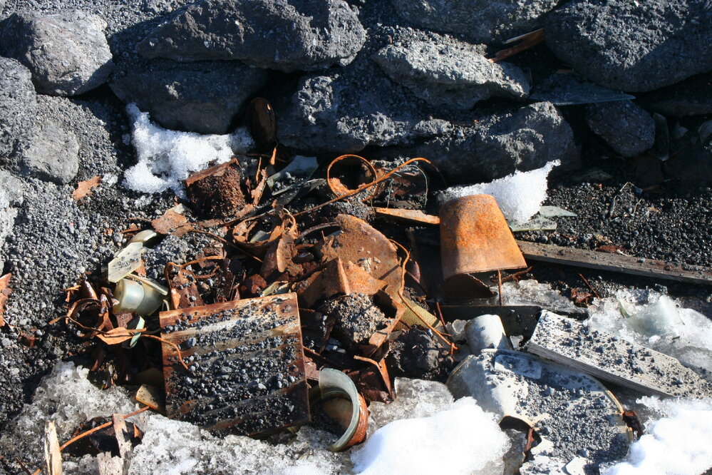 2010-11 Artefacts in situ in the Stone hut, Cape Evans (020)