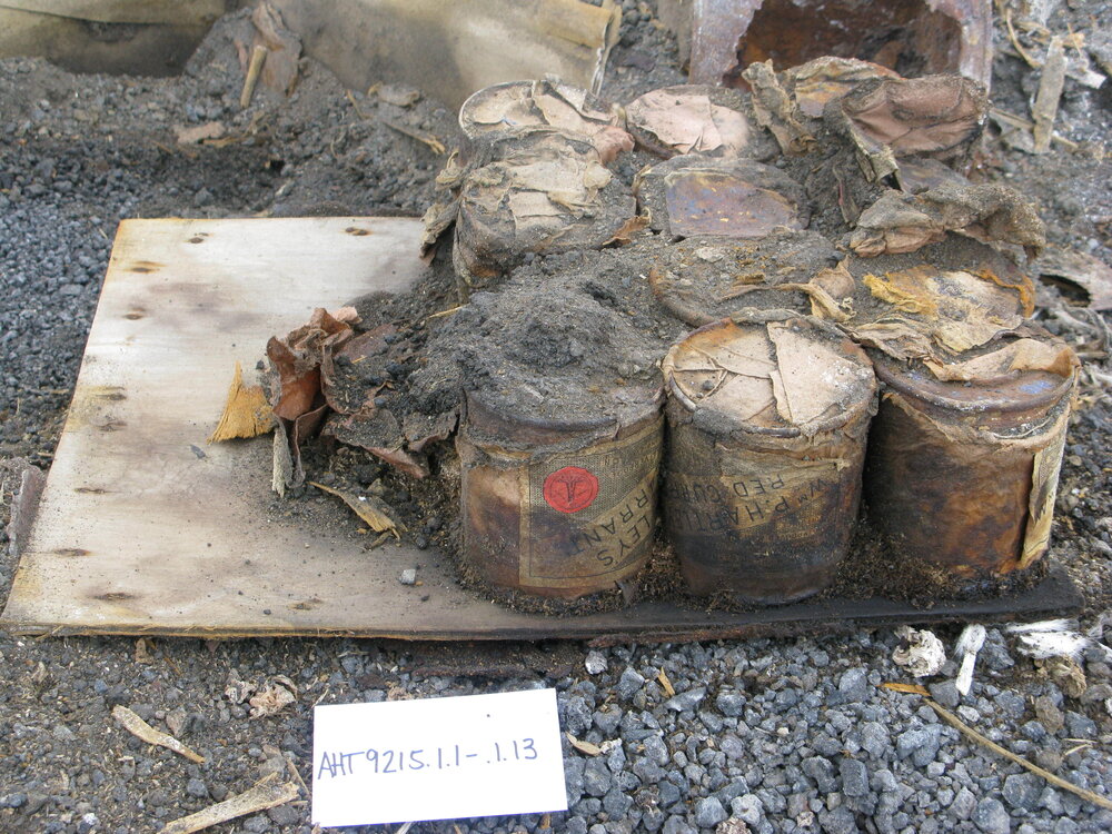 2010-11 Excavation of cache 2, crate E, Cape Royds (003)