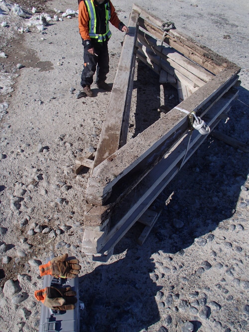 2015-16 Stores hut trusses, as left (003)