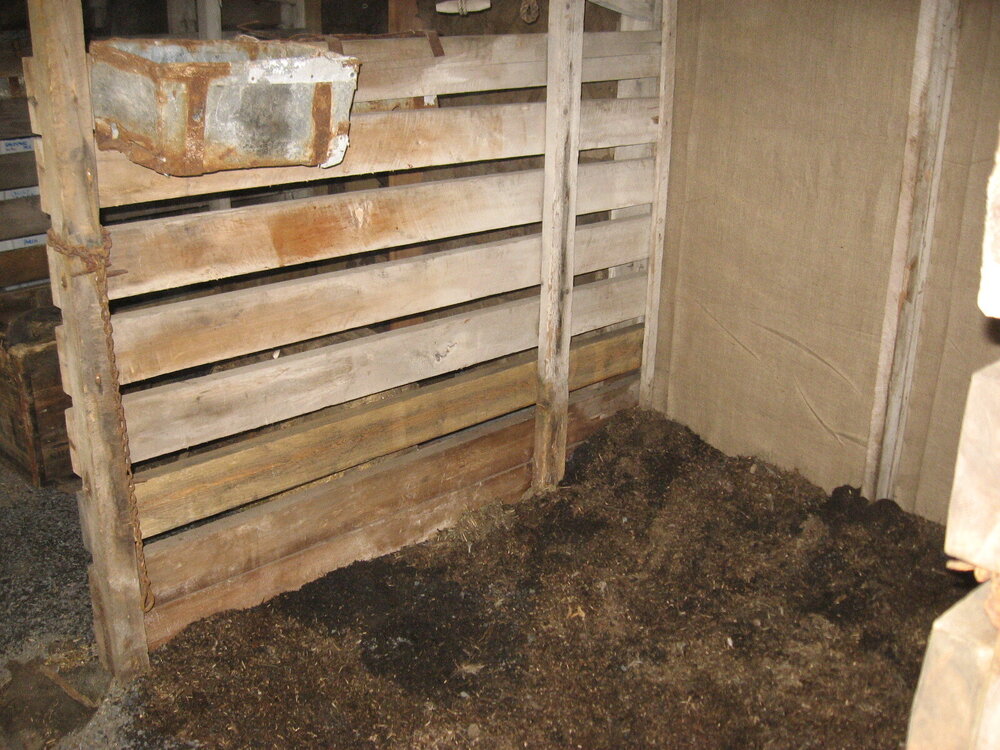 2010-11 Stall in the stables, Scott's 'Terra Nova' hut, Cape Evans