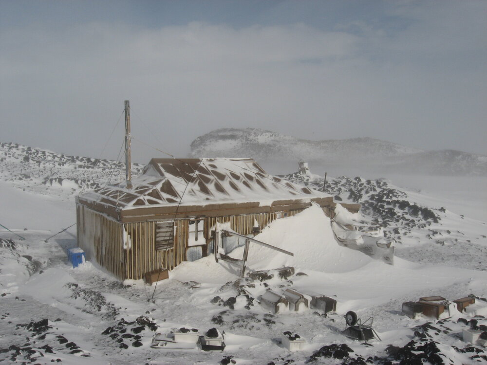 2010-11 Snow build-up around Shackleton's 'Nimrod' hut, Cape Royds (003)
