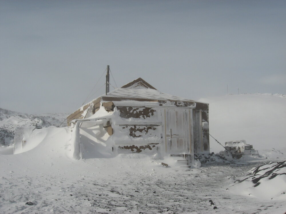 2010-11 Snow build-up around Shackleton's 'Nimrod' hut, Cape Royds (004)
