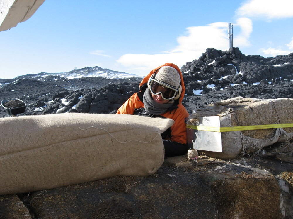 2010-11 Lizzie Meek recovering fodder bales, Cape Royds